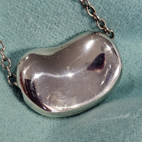 🫘Tiffany & Co. Bean Elsa Peretti 925 Sterling Silver Vintage Necklace 🌱 - Picture 7 of 14